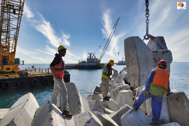 ACCROPODE™II, ACCROPODE, certification ACCROPODE, expertise ACCROPODE , placement ACCROPODE , pose ACCROPODE