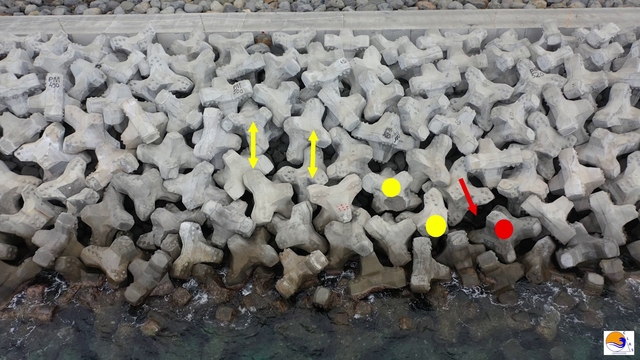 ACCROPODE ™ II cassés broken breakages expertise certification breakwater solution CLAS NRL Nouvelle Route du Littoral